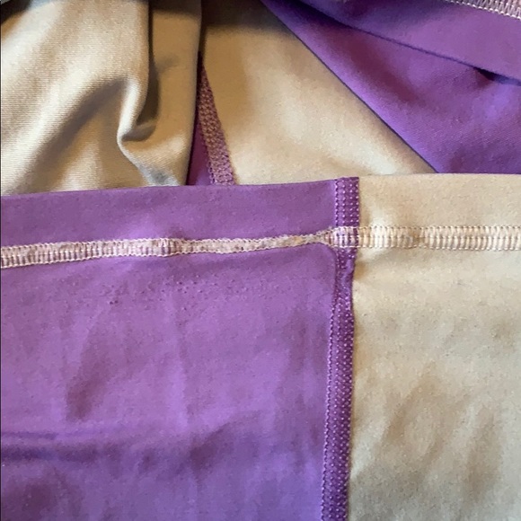 Lululemon Top with Built in Sports Bra - Picture 8 of 8